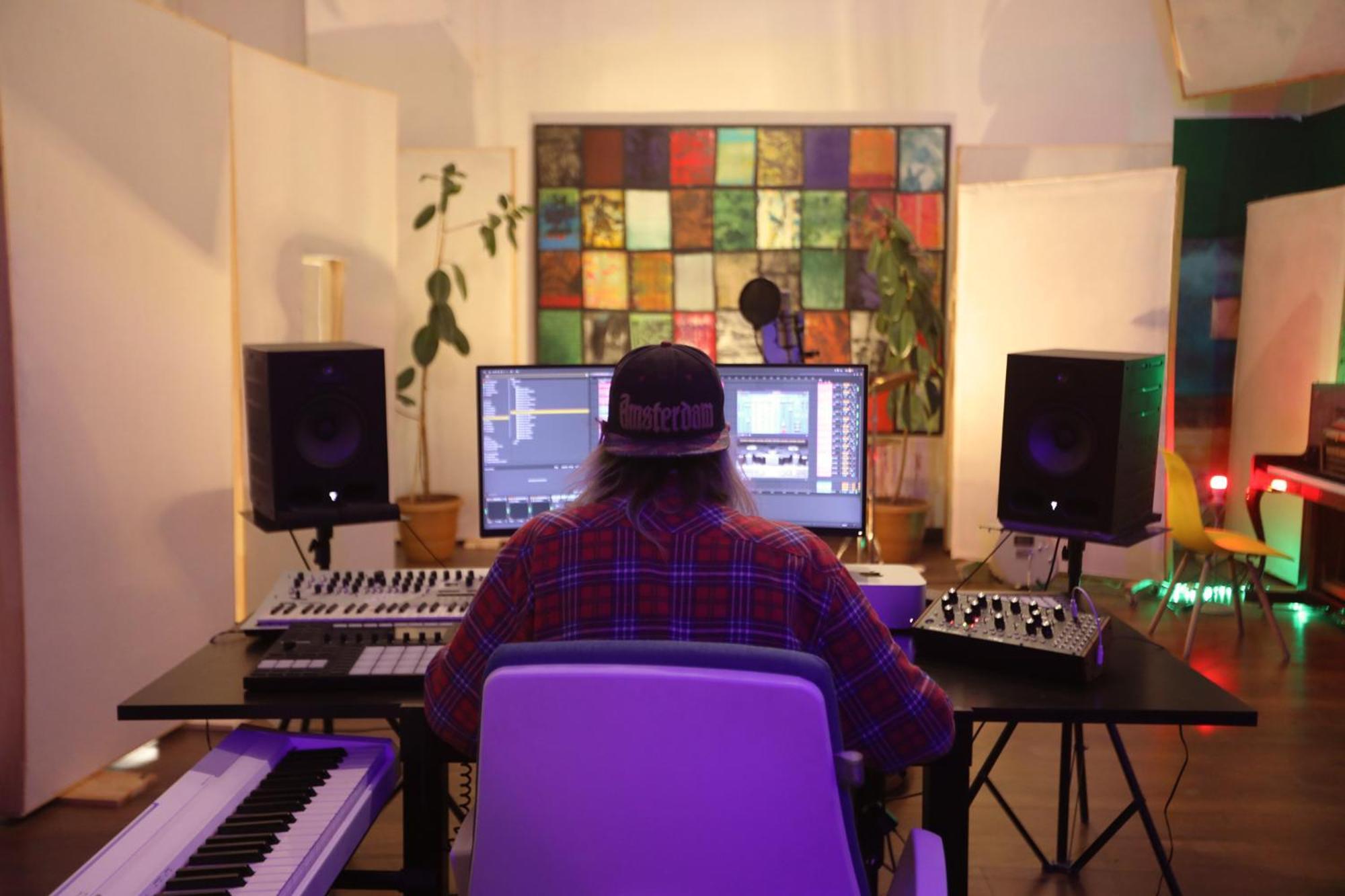 Cosy Studio With Beautiful Garden エレバン エクステリア 写真