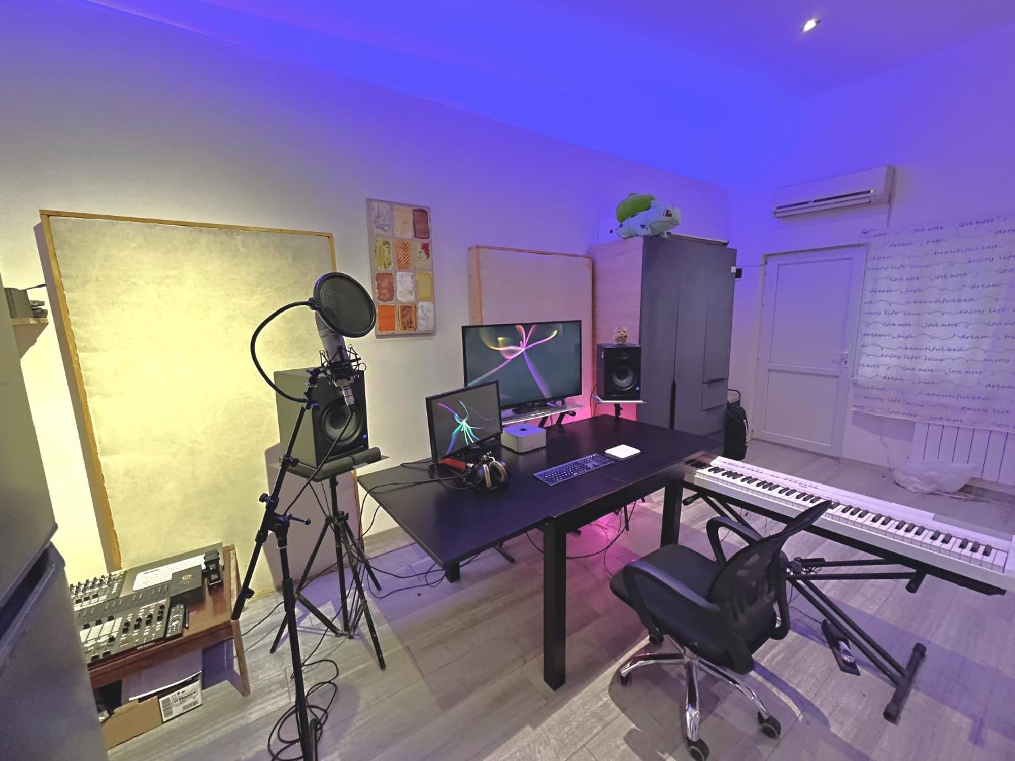 Cosy Studio With Beautiful Garden エレバン エクステリア 写真