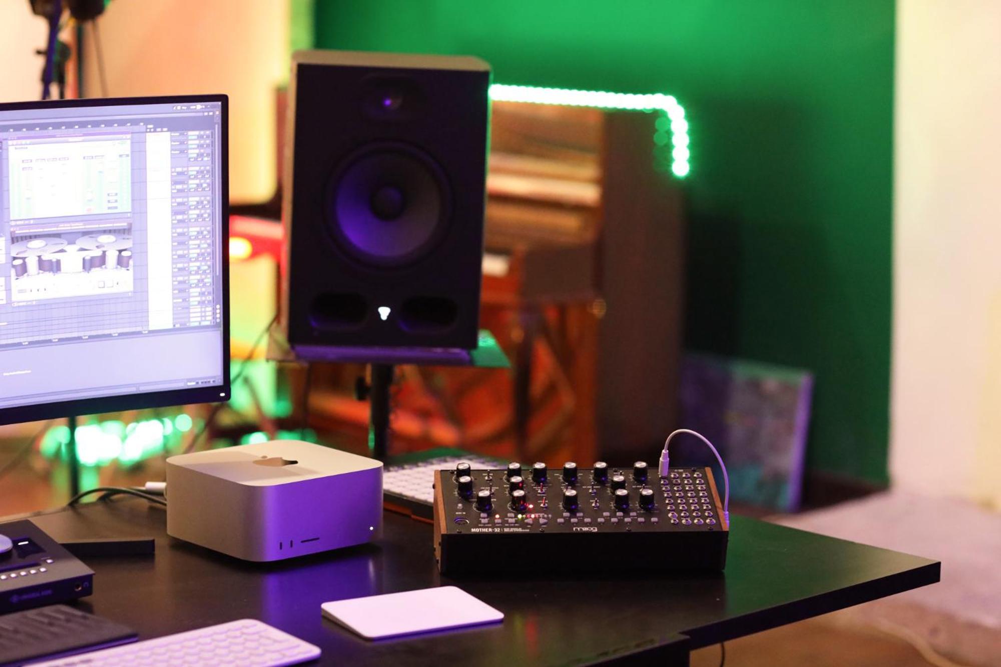 Cosy Studio With Beautiful Garden エレバン エクステリア 写真