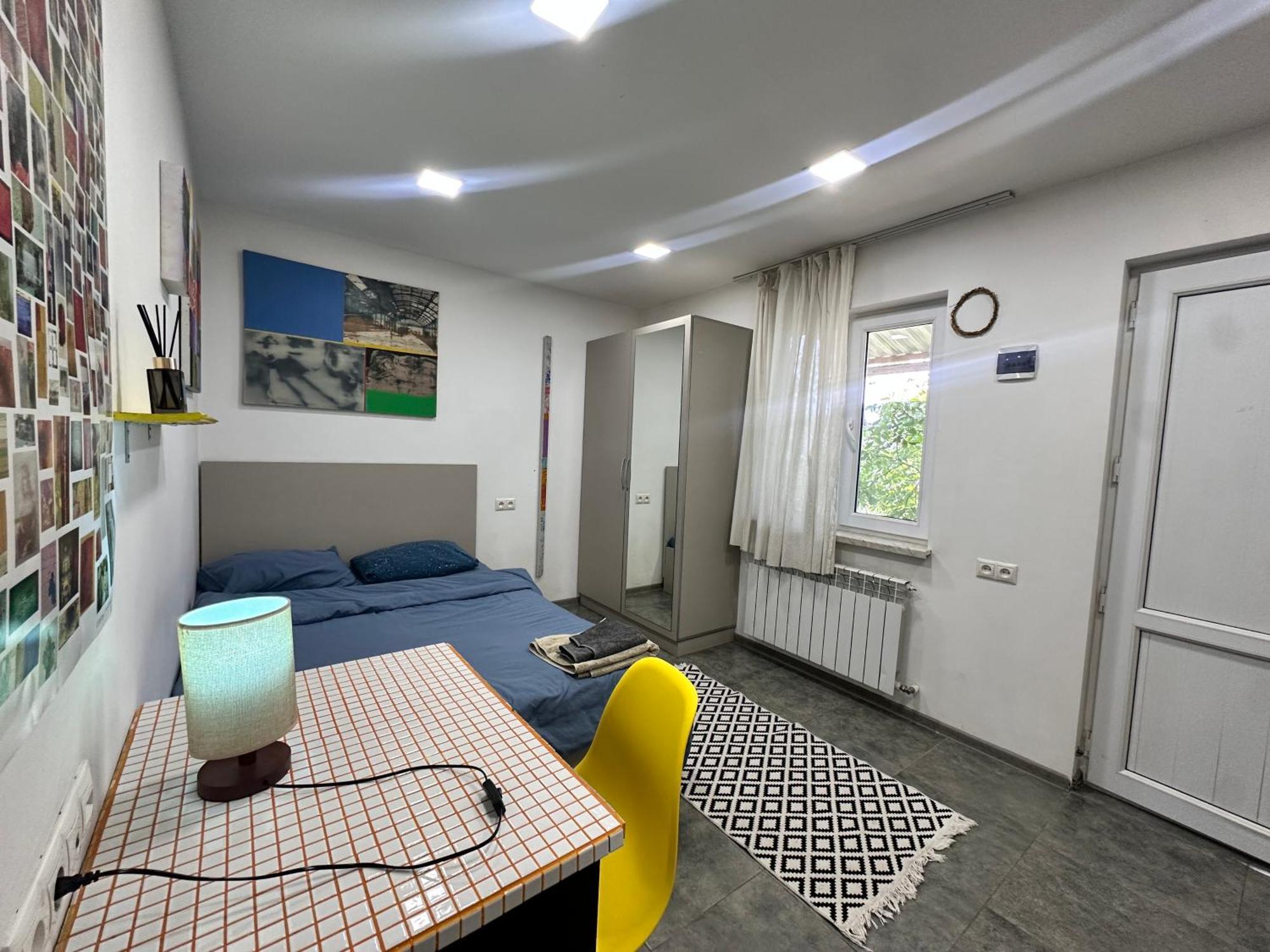 Cosy Studio With Beautiful Garden エレバン エクステリア 写真